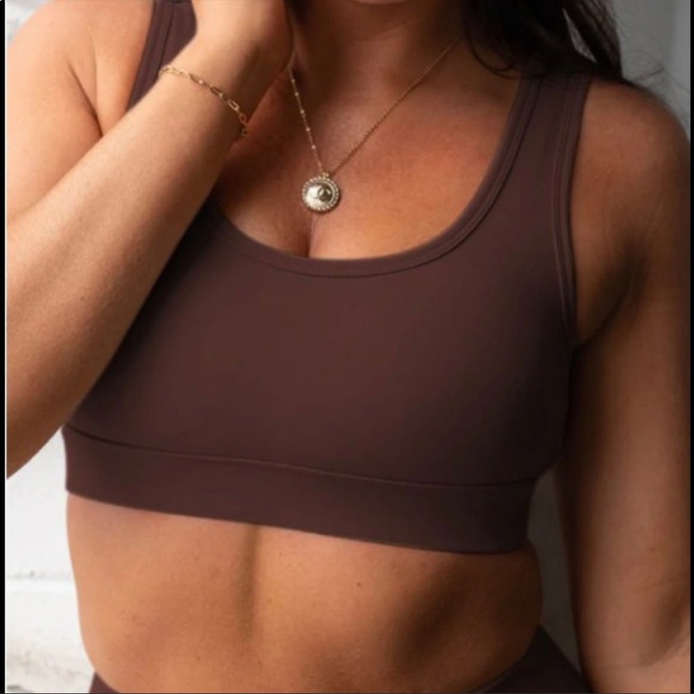 Azur fit brown sports bra